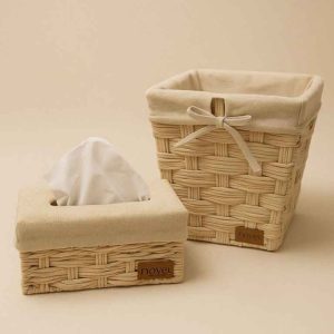 طقم سلة وصندوق مناديل من القش المنسوج مع بطانة قماشية