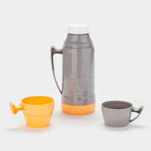 ترمس حافظ للحرارة بسعة 1000 مل مع كوبين – تصميم عملي من البلاستيك عالي الجودة