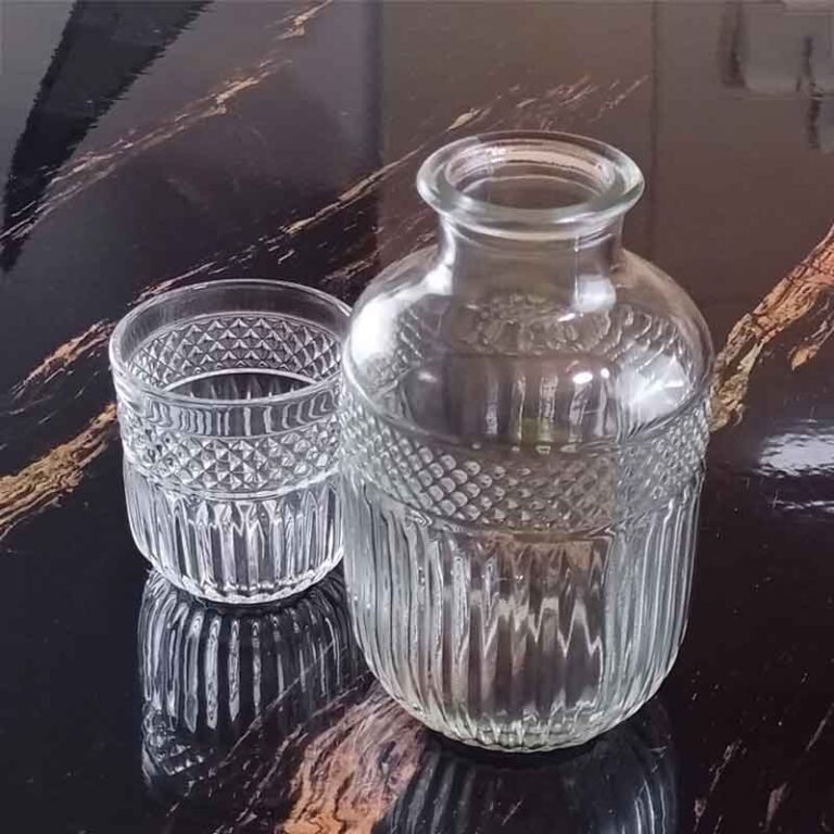 طقم زجاجي أنيق بجانب السرير – شاف ماء 600 مل مع كوب 200 مل
